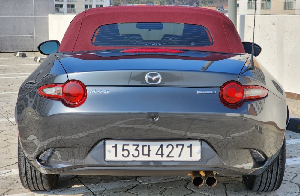 Mazda MX-5 MIATA