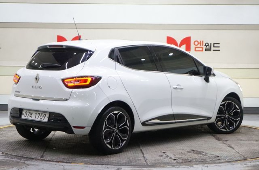 Renault Korea (Samsung) Clio