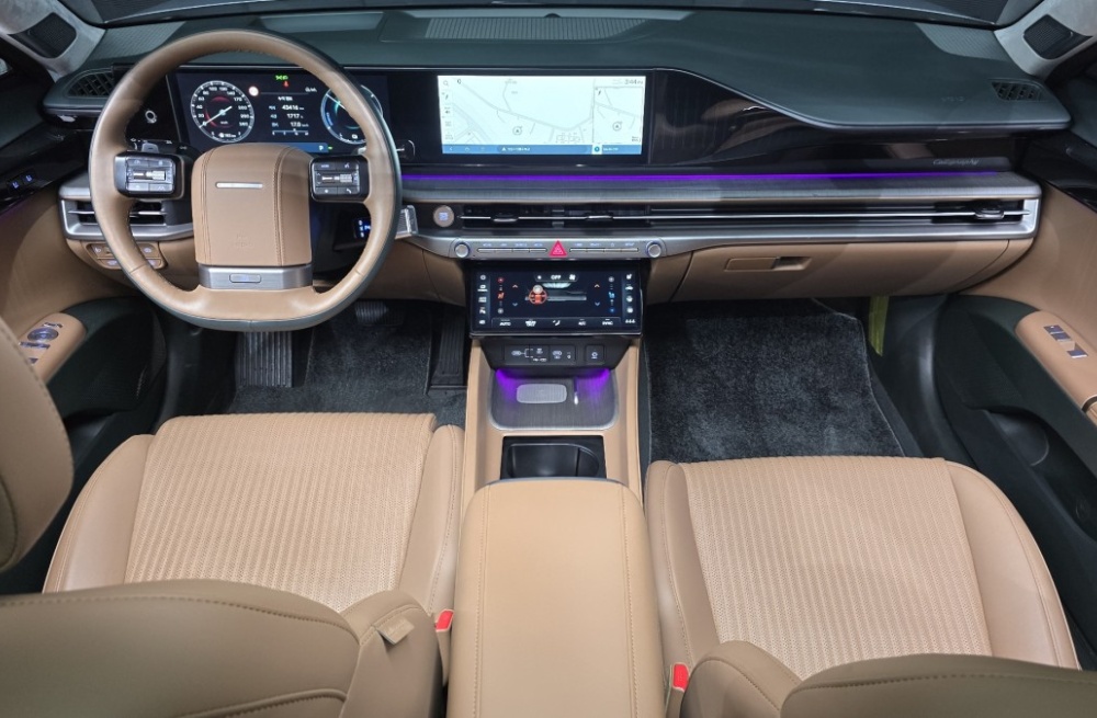 Hyundai Grandeur Hybrid (GN7)