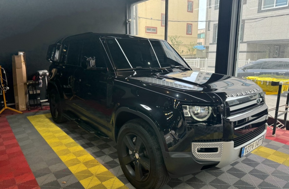 Land rover Defender (L663)