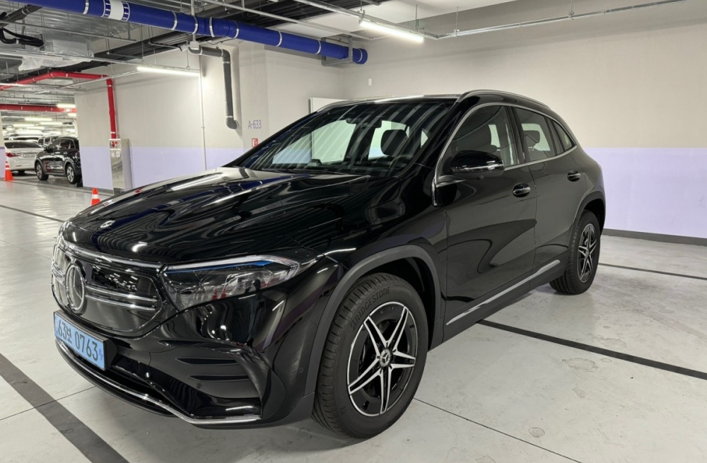 Mercedes-Benz EQA-H243