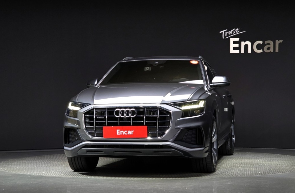 Audi Q8 (4M)