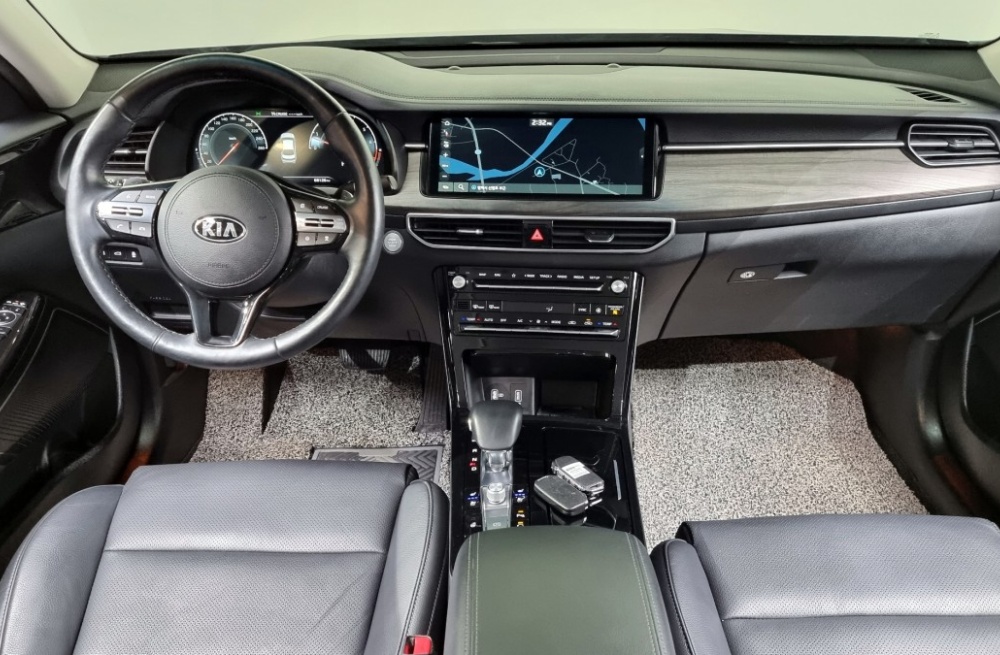 Kia K7 Premier