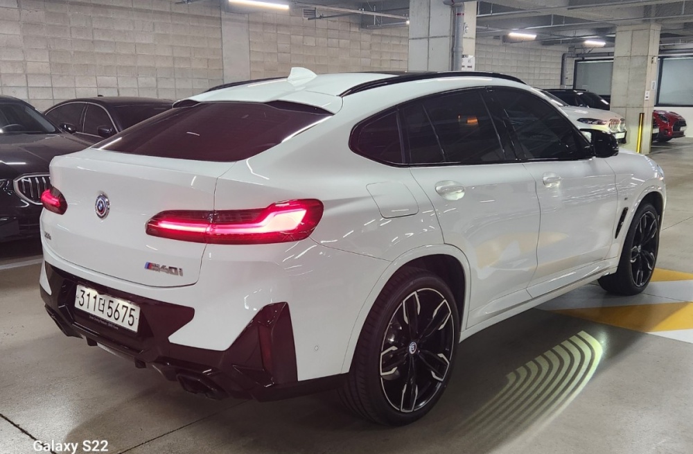 BMW X4 (G02)