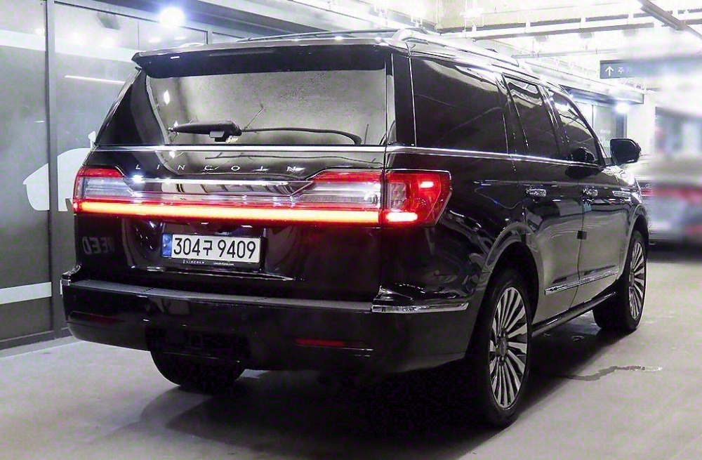 Lincoln Navigator 4th generation