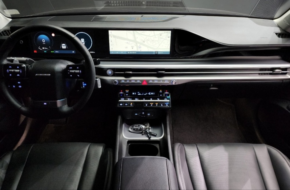 Hyundai Grandeur Hybrid (GN7)