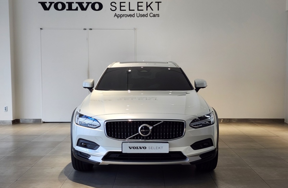 Volvo V90 Cross Country