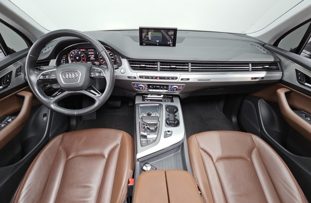 Audi Q7 (4M)