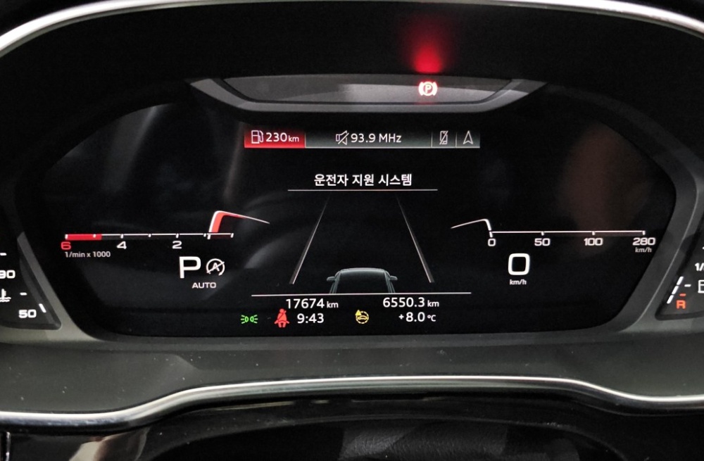 Audi Q3 (F3)