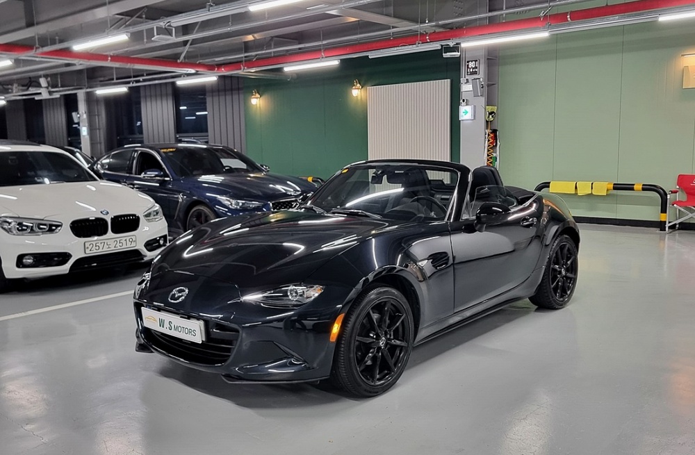 Mazda MX-5 MIATA