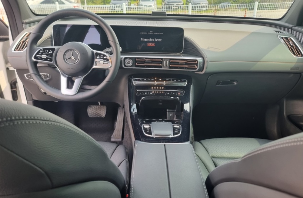 Mercedes-Benz EQC-N293