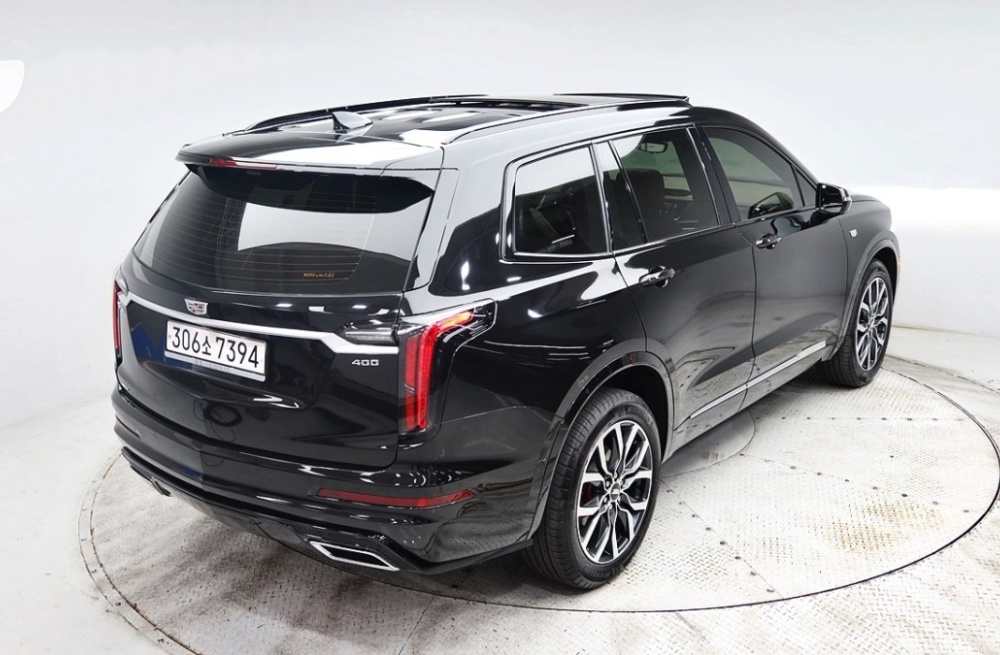 Cadillac XT6