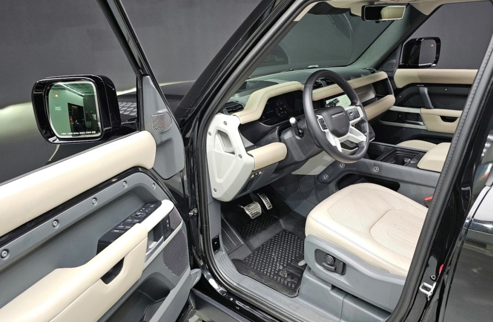 Land rover Defender (L663)