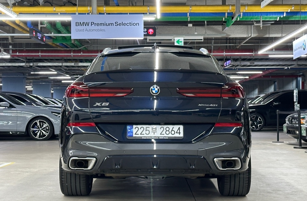 BMW X6 (G06)