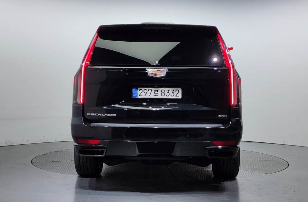 Cadillac Escalade 5th Gen