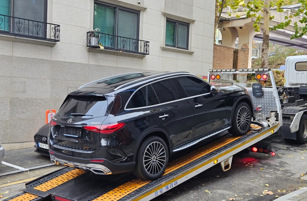 Mercedes-Benz GLC-Class X254