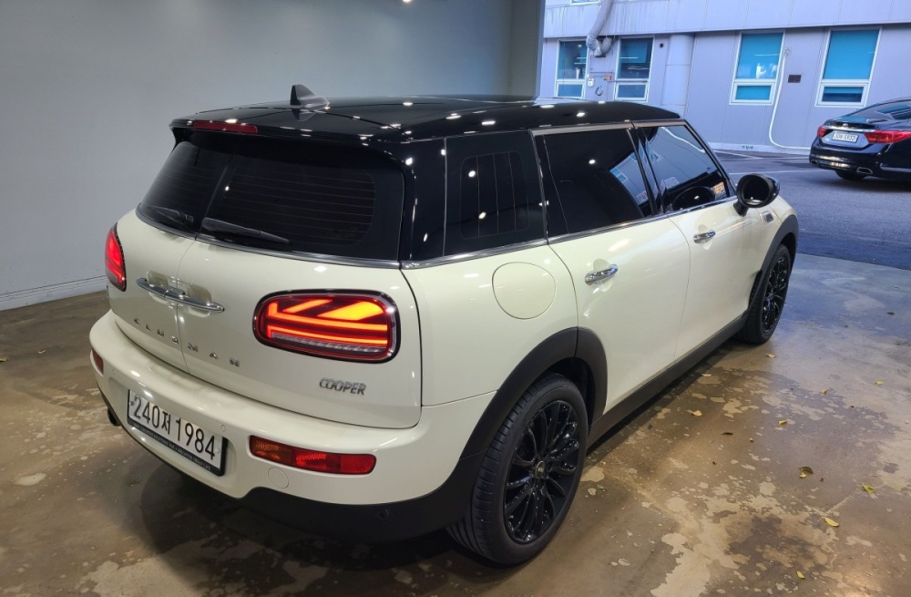 Mini cooper clubman