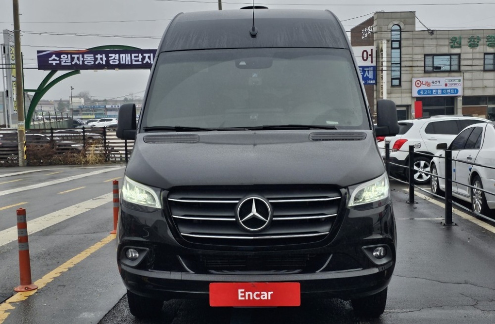 Mercedes-Benz sprinter