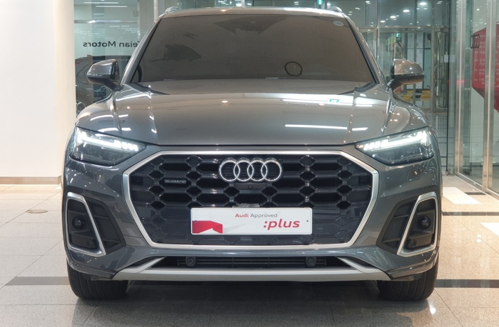 Audi Q5 (FY)