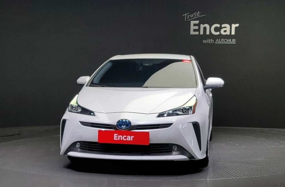Toyota Prius 4th generation