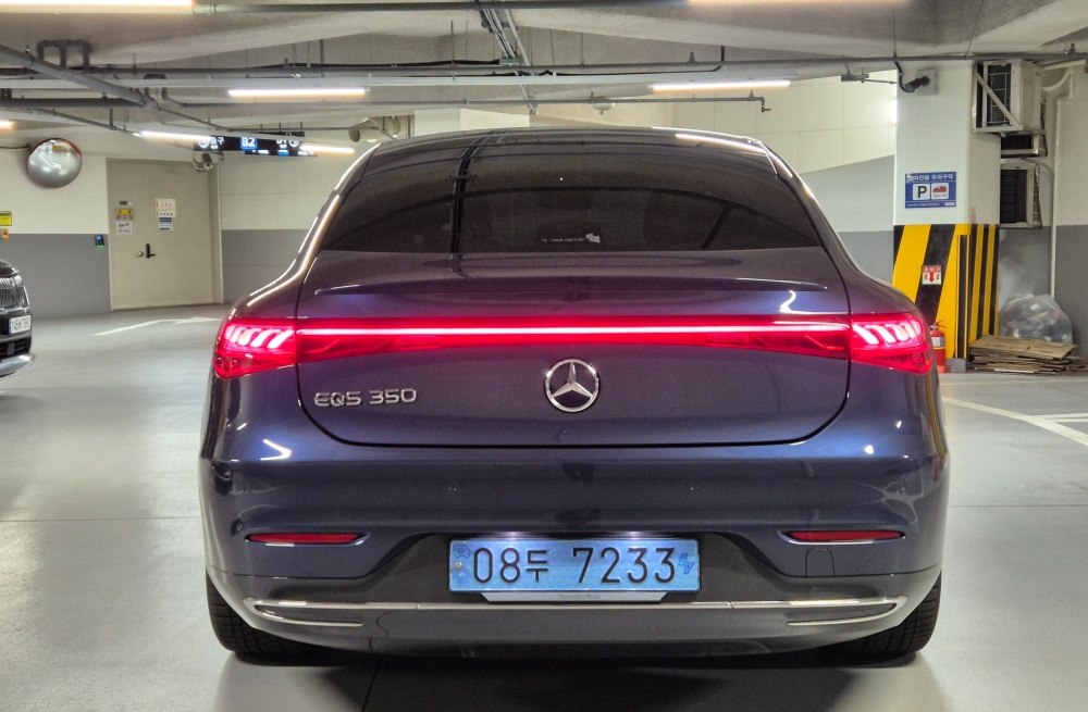 Mercedes-Benz EQS V297
