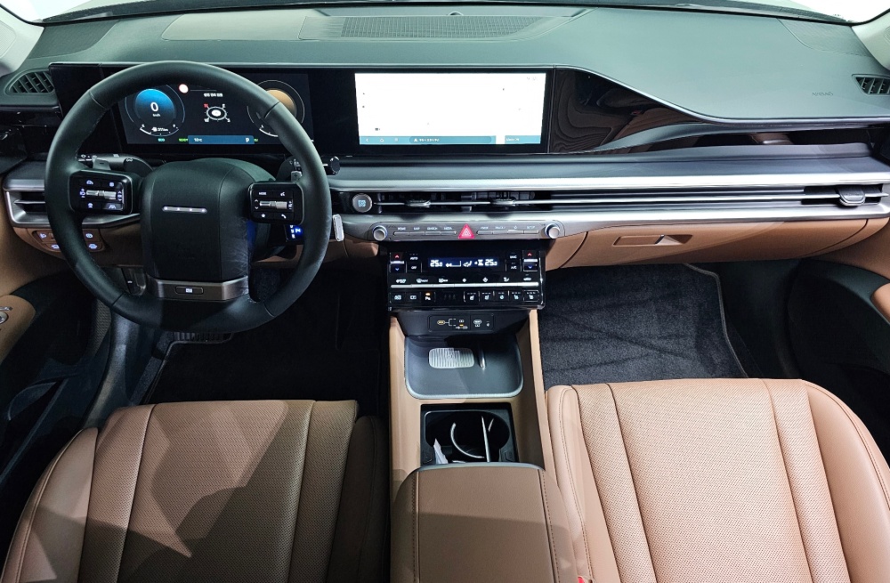 Hyundai Grandeur Hybrid (GN7)