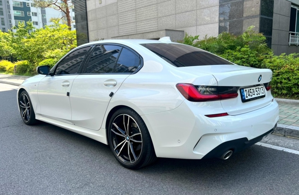 BMW 3 Series (G20)