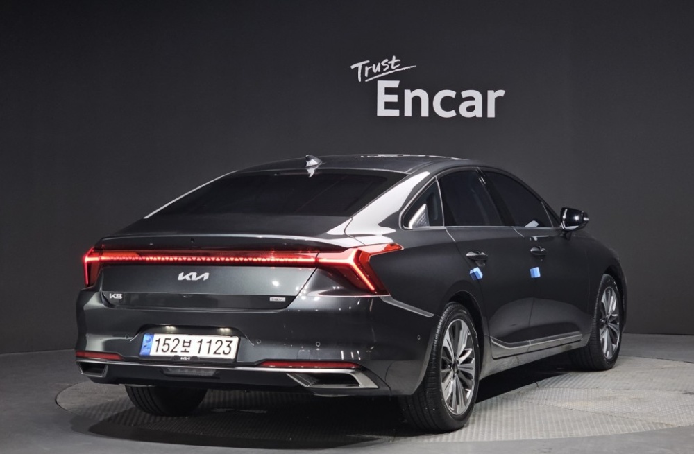 Kia K8 Hybrid