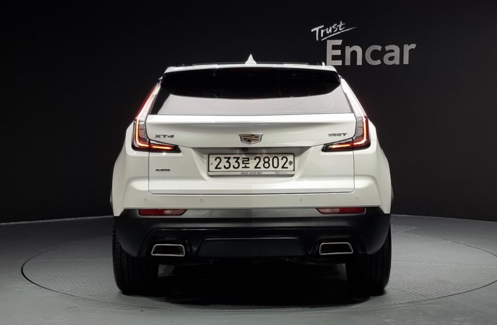 Cadillac XT4