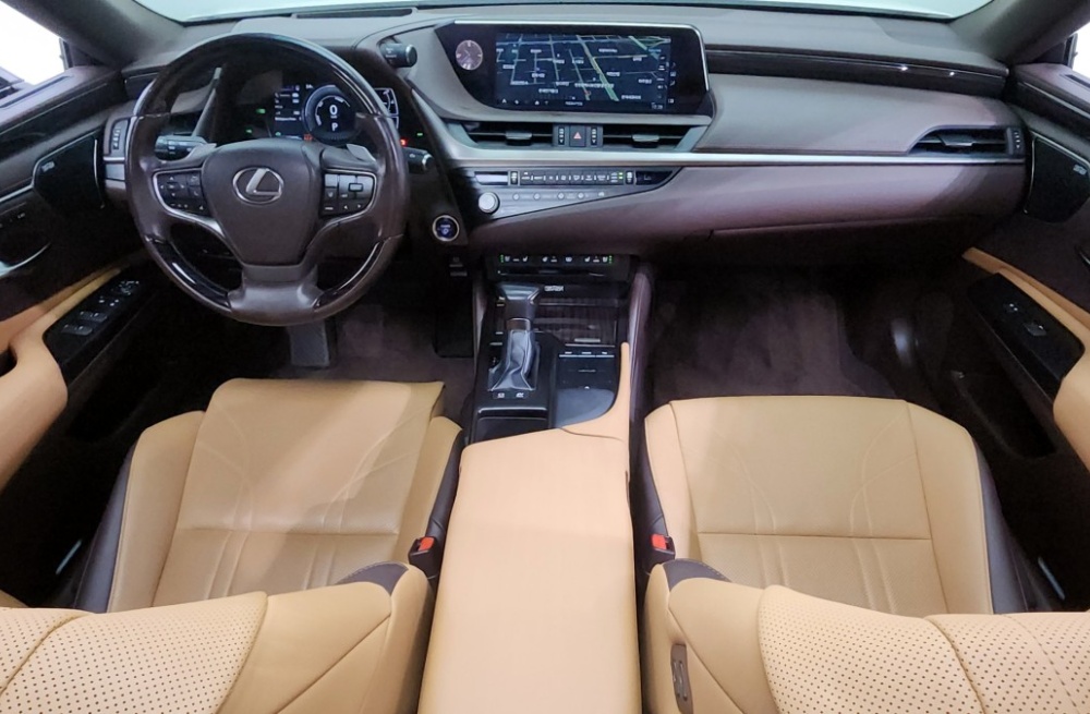 Lexus ES300h 7th generation