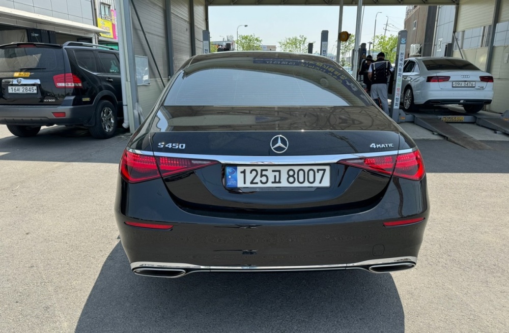 Mercedes-Benz S-Class W223