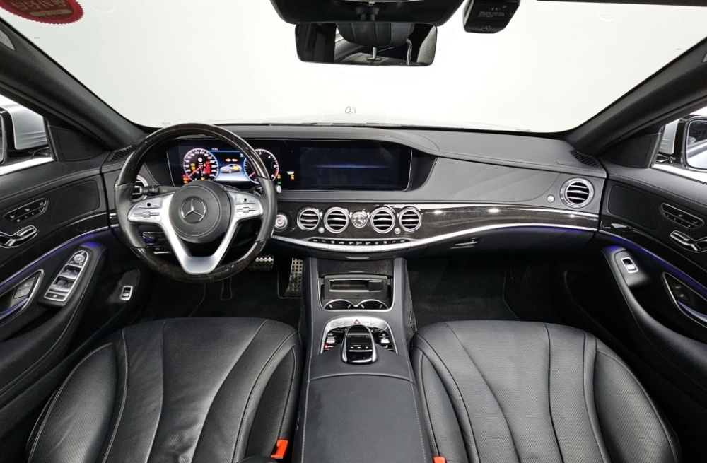 Mercedes-Benz S-Class W222