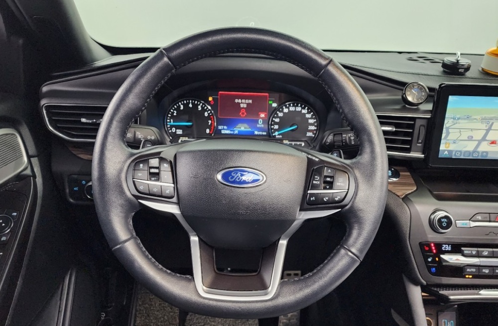 Ford Explorer 6th generation