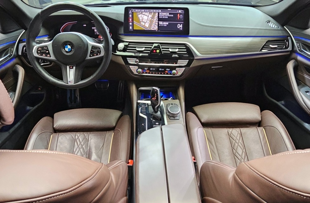 BMW 5 series (G30)