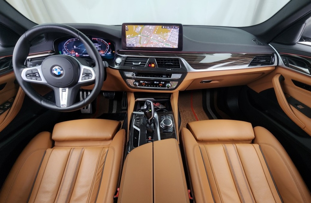 BMW 5 series (G30)