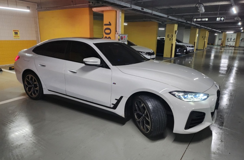 BMW 4 series (G22)