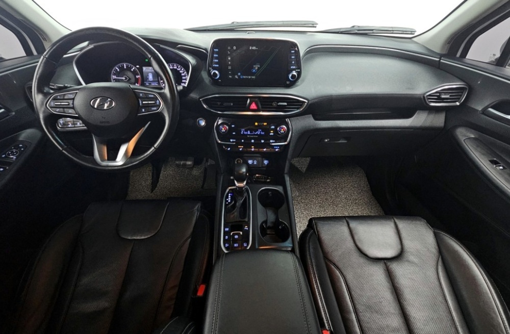 Hyundai Santa Fe TM