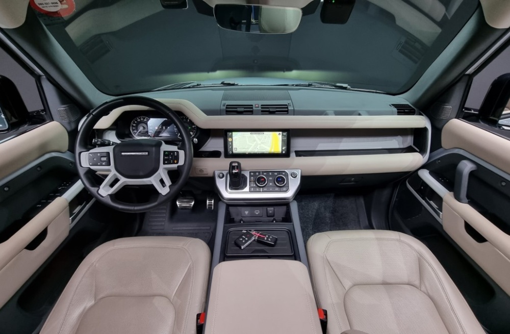Land rover Defender (L663)