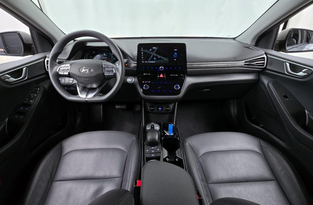 Hyundai The new Ioniq electric