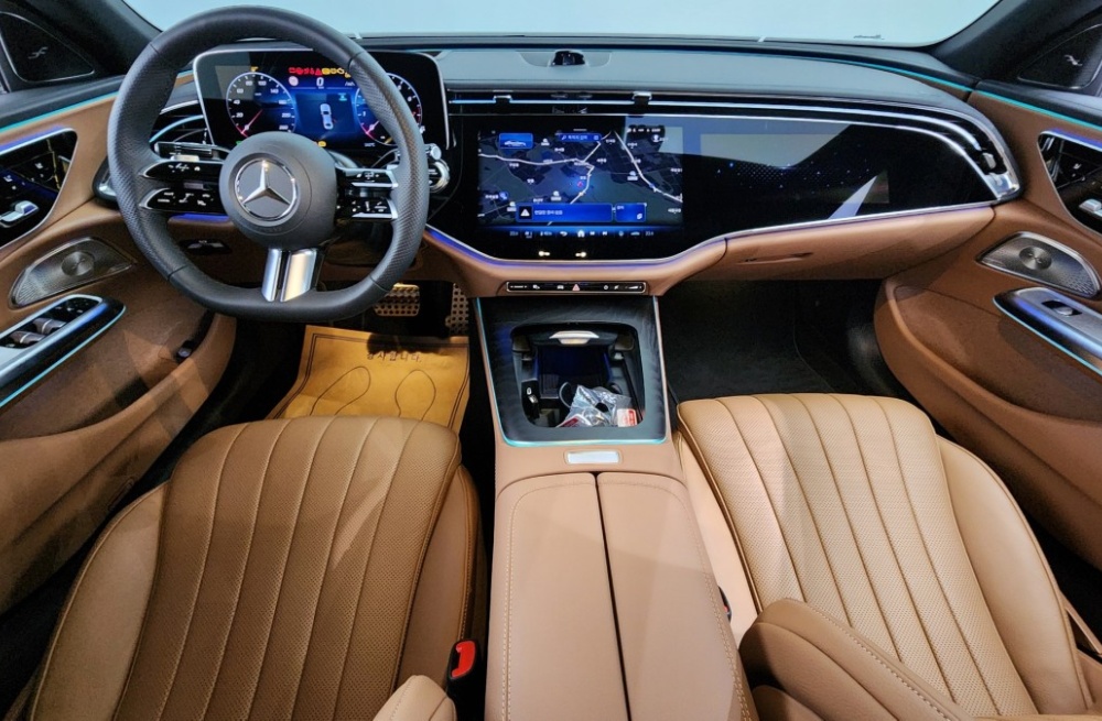Mercedes-Benz E-Class W214