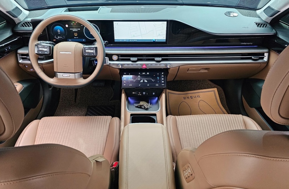 Hyundai Grandeur (GN7)