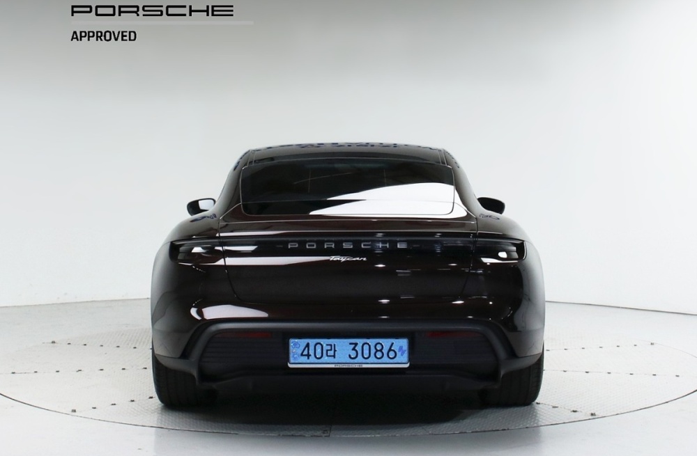 Porsche Taycan