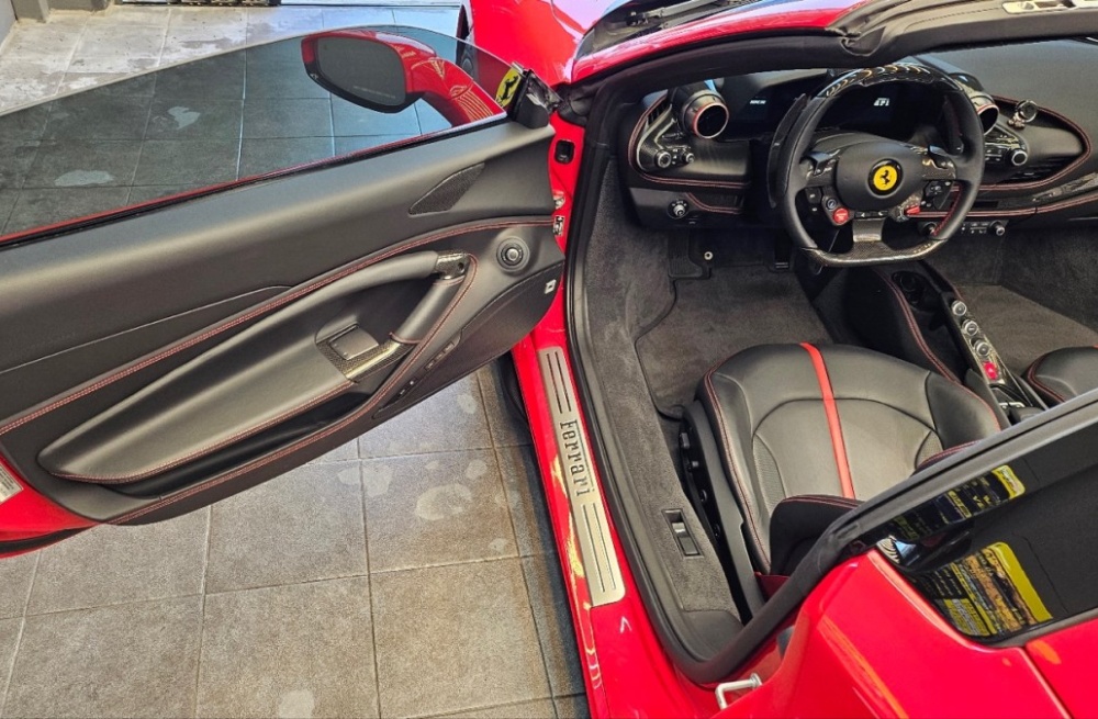 Ferrari F8 Spider