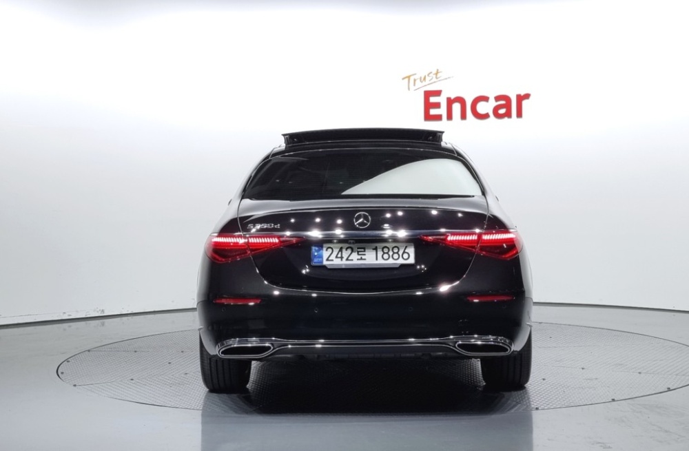 Mercedes-Benz S-Class W223