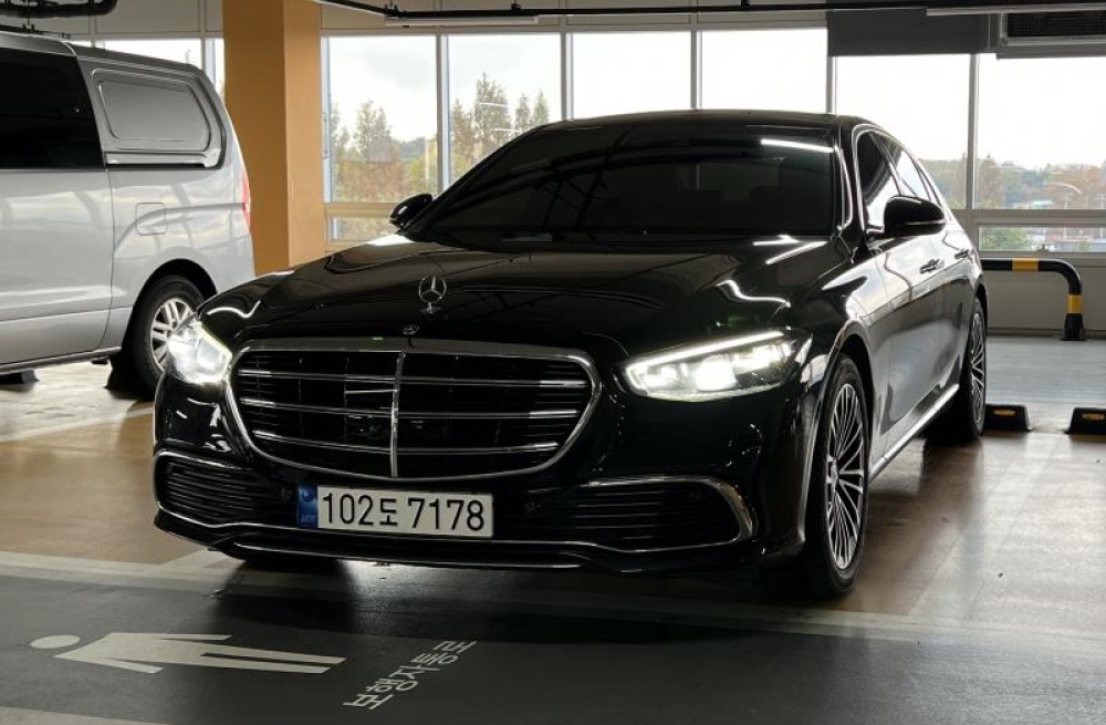 Mercedes-Benz S-Class W223