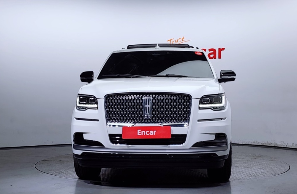 Lincoln Navigator 4th generation