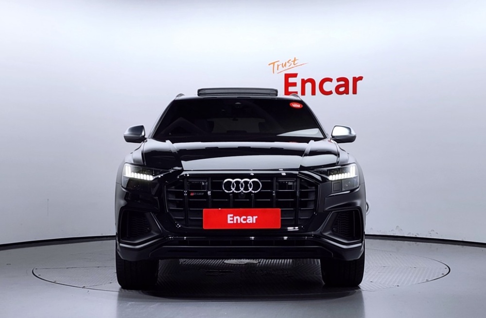 Audi SQ8