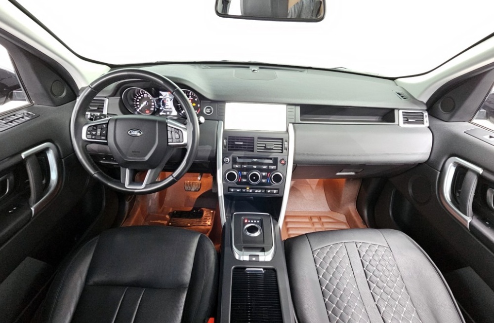 Land rover discovery sport