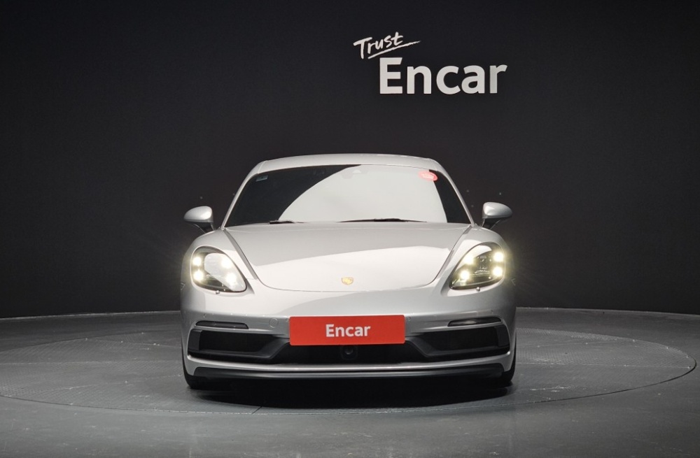 Porsche 718 Cayman