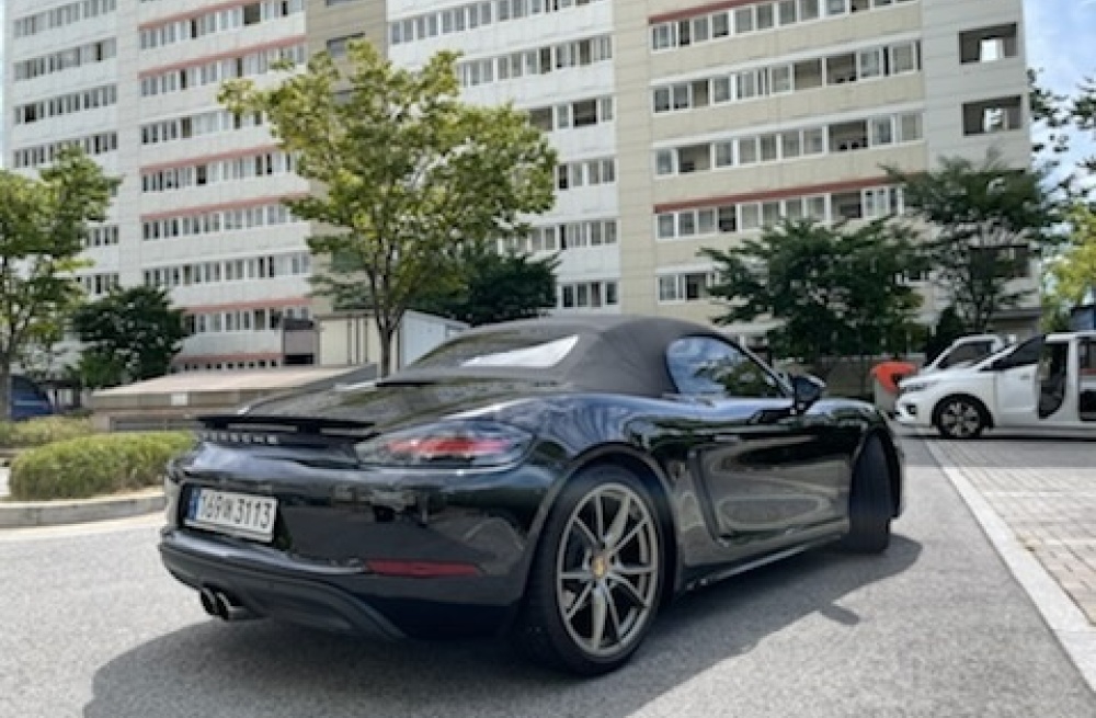 Porsche 718 boxster